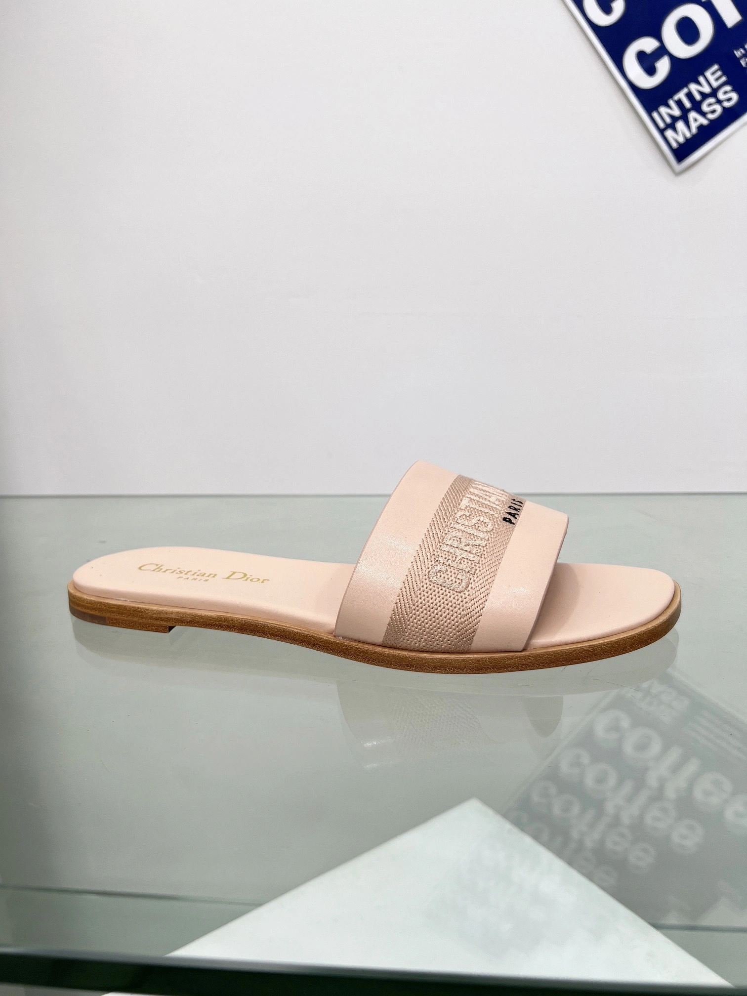 COCO-- 4ior KCQ986CEY_S21U Heel height：1.5CM cowhide item:D-X302J2203